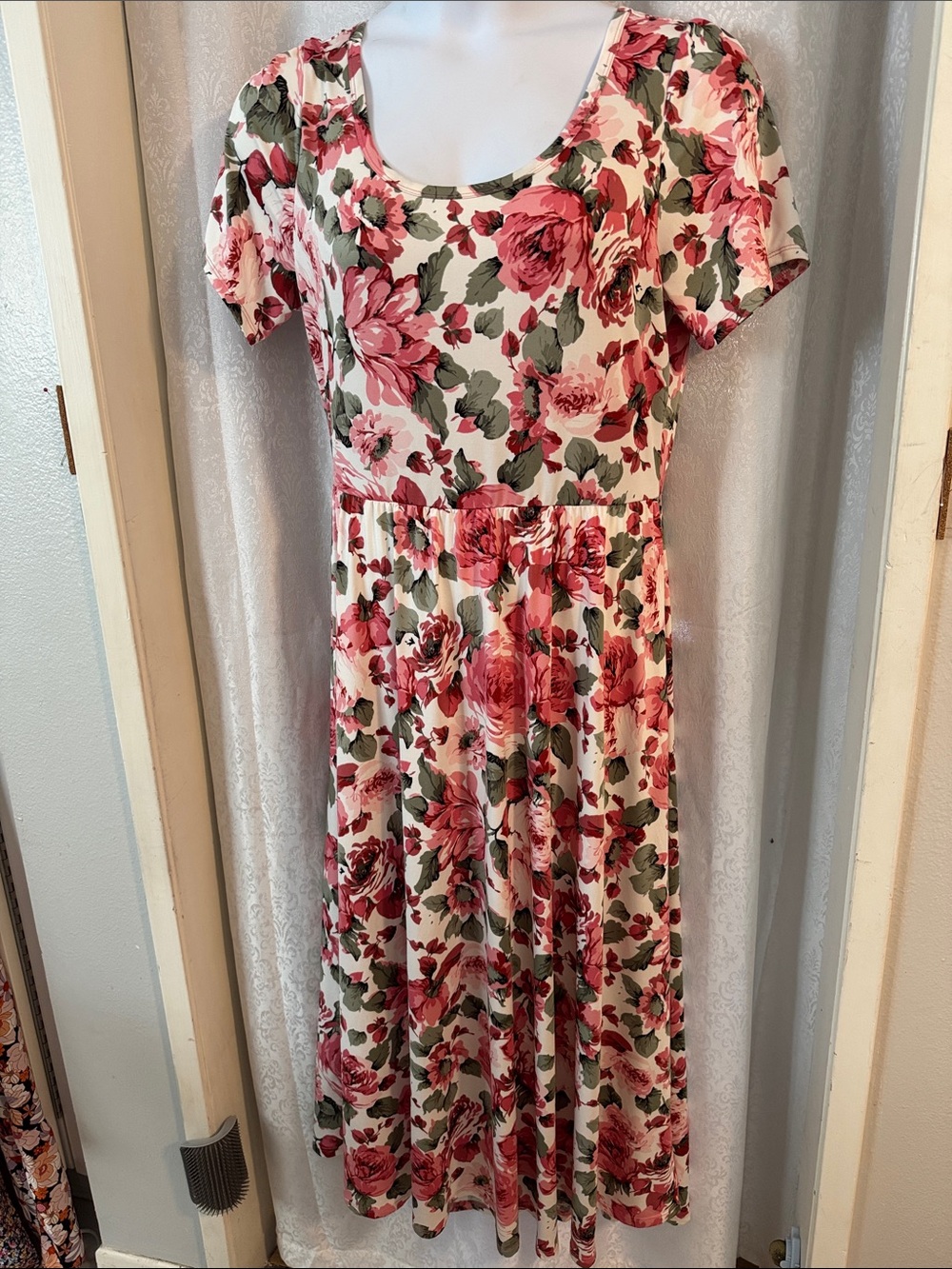 LuLaRoe Floral Scoop-Neck Maxi Dress in Pink and White